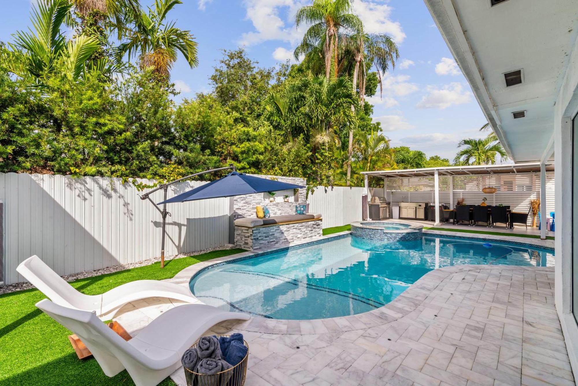 Miami Luxury House W Heated Pool & Jacuzzi Villa Exterior photo